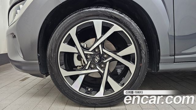 Hyundai Kona Gasoline 2.0 2WD Inspiration 2022 — фото 5