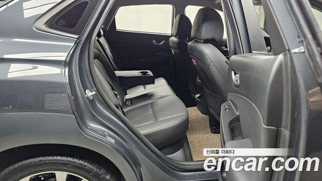 Hyundai Kona Gasoline 2.0 2WD Inspiration 2022 — фото 11