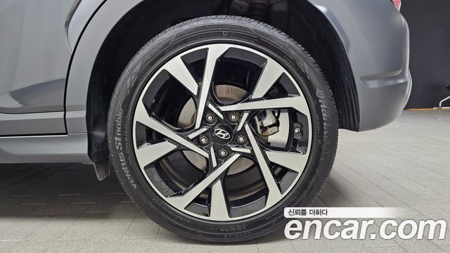 Hyundai Kona Gasoline 2.0 2WD Inspiration 2022 — фото 21