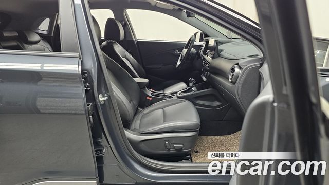 Hyundai Kona Gasoline 2.0 2WD Inspiration 2022 — фото 26