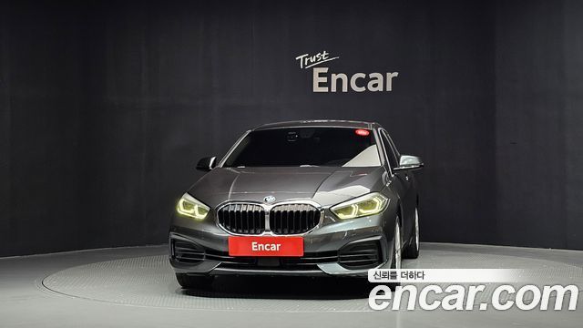 BMW 1 Series (F40) 118d Joy First Edition 2020 — фото 3