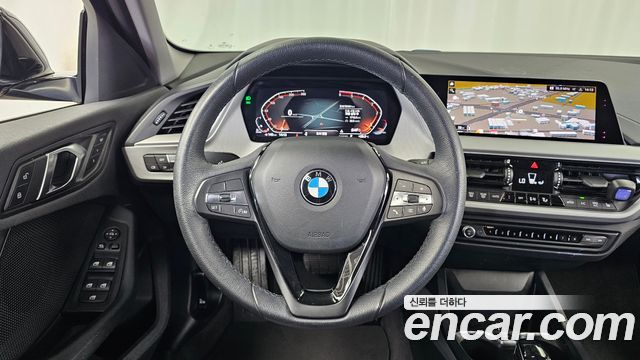 BMW 1 Series (F40) 118d Joy First Edition 2020 — фото 13