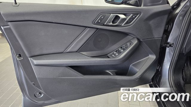 BMW 1 Series (F40) 118d Joy First Edition 2020 — фото 24