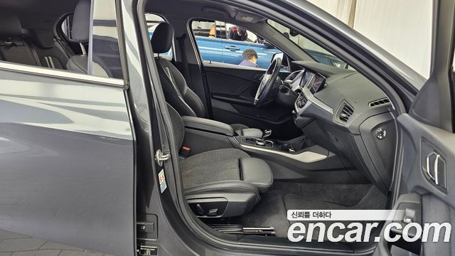 BMW 1 Series (F40) 118d Joy First Edition 2020 — фото 26