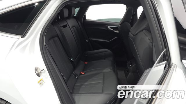 Audi A5 (B10) 40 TFSI Quattro S Line 2025 — фото 11