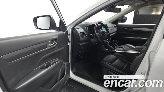 Renault Korea QM6 2.0 GDe LE Signature 2WD 2023 — фото 10