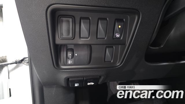 Renault Korea QM6 2.0 GDe LE Signature 2WD 2023 — фото 18