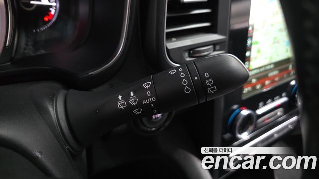 Renault Korea QM6 2.0 GDe LE Signature 2WD 2023 — фото 28
