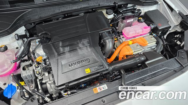 Hyundai Kona Hybrid Inspiration 2023 — фото 6