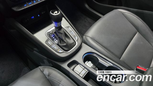Hyundai Kona Hybrid Inspiration 2023 — фото 9