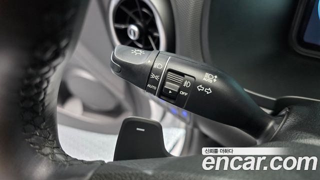 Hyundai Kona Hybrid Inspiration 2023 — фото 19