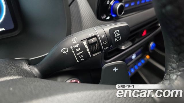 Hyundai Kona Hybrid Inspiration 2023 — фото 20