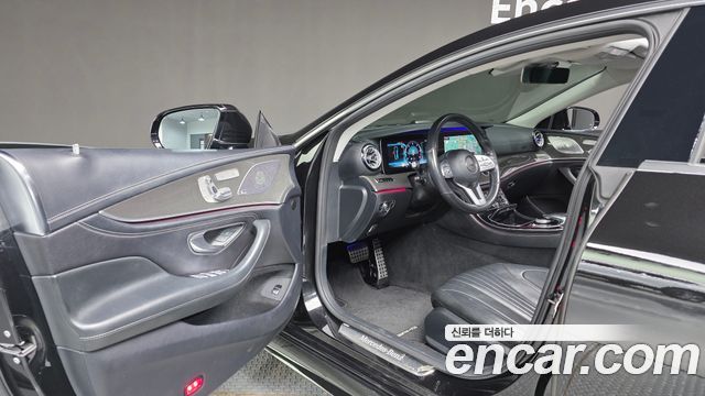 Mercedes-Benz CLS-Class (C257) CLS300d AMG Line 2019 — фото 12