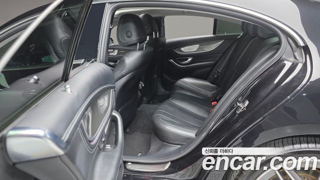 Mercedes-Benz CLS-Class (C257) CLS300d AMG Line 2019 — фото 14