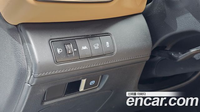 Hyundai Santa Fe Gasoline 2.5T 2WD Calligraphy 2021 — фото 16