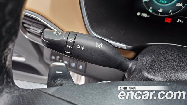 Hyundai Santa Fe Gasoline 2.5T 2WD Calligraphy 2021 — фото 19