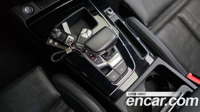 Audi Q5 (FY) 40 TDI Quattro Sportback Premium 2022 — фото 9