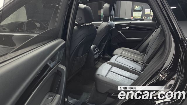 Audi Q5 (FY) 40 TDI Quattro Sportback Premium 2022 — фото 26