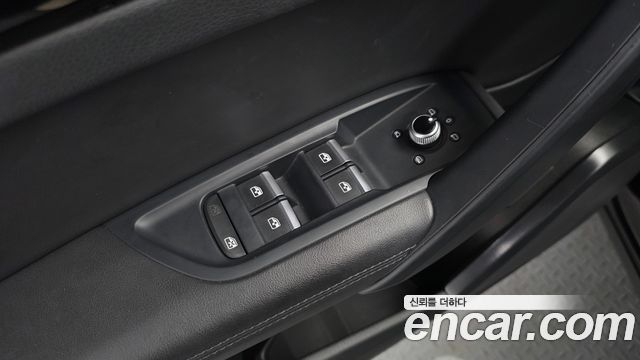 Audi Q5 (FY) 40 TDI Quattro Sportback Premium 2022 — фото 27