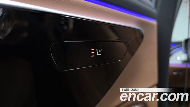 Mercedes-Benz E-Class (W214) E300 4MATIC AMG Line 2025 — фото 34