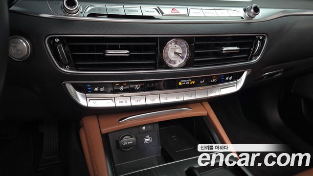 Kia K9 3.8 GDI AWD PlatinumⅡ 2020 — фото 36