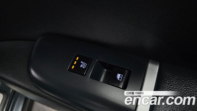 Hyundai Grandeur (GN7) 2,5 Gasoline 2WD Premium 2023 — фото 15