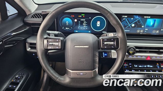 Hyundai Grandeur (GN7) 2,5 Gasoline 2WD Premium 2023 — фото 18