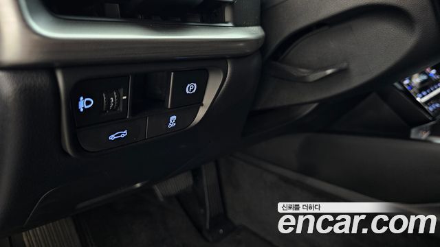 Hyundai Grandeur (GN7) 2,5 Gasoline 2WD Premium 2023 — фото 20