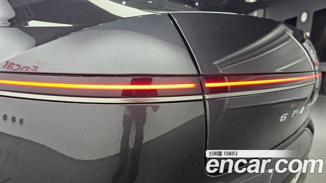 Hyundai Grandeur (GN7) 2,5 Gasoline 2WD Premium 2023 — фото 23