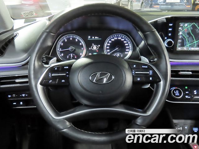Hyundai Sonata (DN8) 2.0 Premium Plus 2022 — фото 17