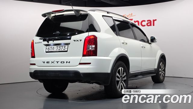 KG Mobility (SsangYong) Rexton W 2.0 4WD RX7 Prestige 2014 — фото 2