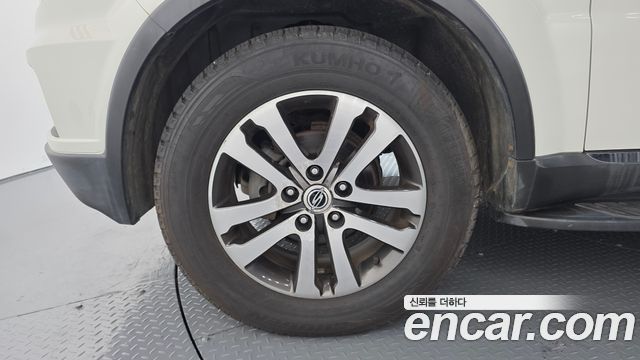 KG Mobility (SsangYong) Rexton W 2.0 4WD RX7 Prestige 2014 — фото 5