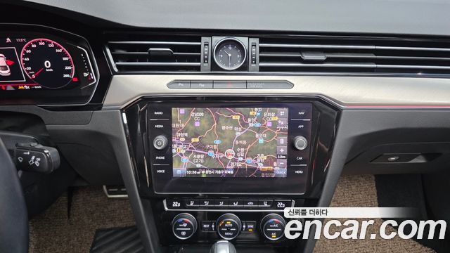 Volkswagen Arteon 2.0 TDI Premium 2020 — фото 17