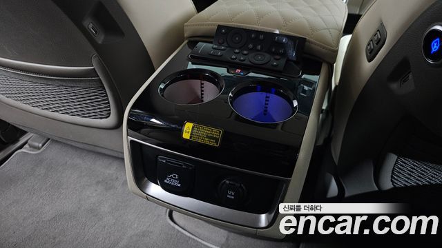 Kia Carnival (IV) Gasoline 9-Seater Hi-Limousine Signature 2021 — фото 28