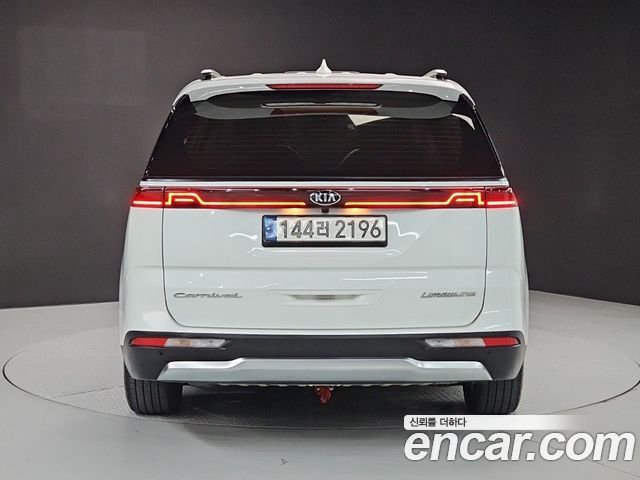 Kia Carnival (IV) Diesel 7-Seater Signature 2021 — фото 3