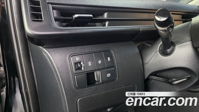 Hyundai Staria Cargo 3-Seater Modern 2023 — фото 17