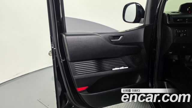 Hyundai Staria Cargo 3-Seater Modern 2023 — фото 24