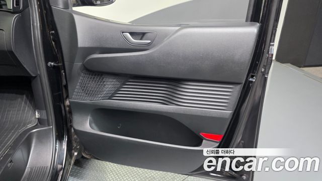 Hyundai Staria Cargo 3-Seater Modern 2023 — фото 25