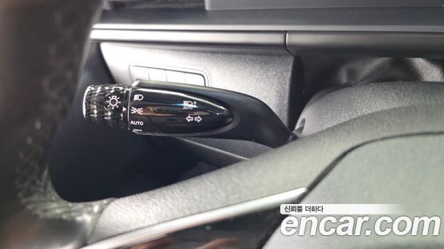 Hyundai Staria Cargo 3-Seater Modern 2023 — фото 27