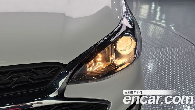 Chevrolet Spark Premier 2020 — фото 22