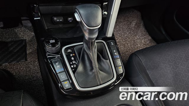 Kia Seltos Gasoline 1.6 Turbo 4WD Noblesse 2020 — фото 9