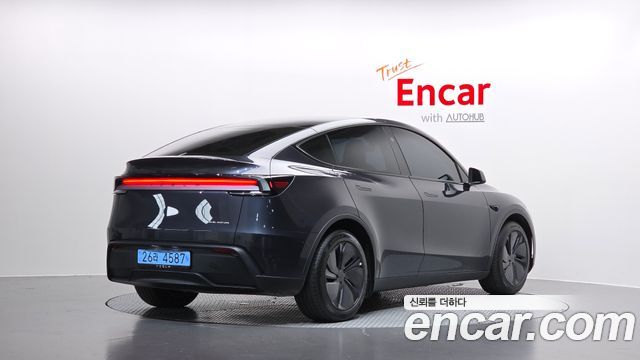 Tesla Model Y Premium Long Range AWD 2026 — фото 2