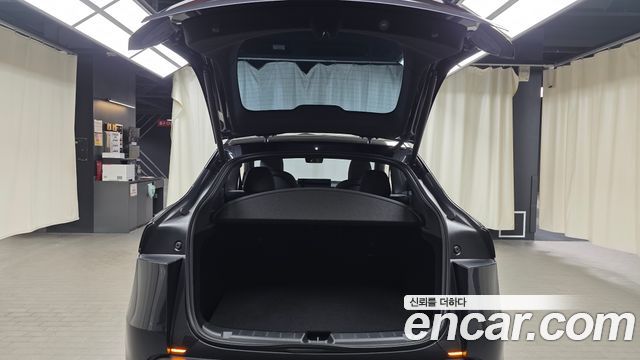 Tesla Model Y Premium Long Range AWD 2026 — фото 18
