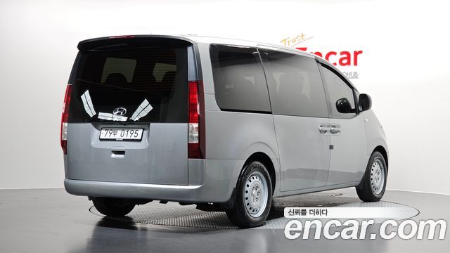 Hyundai Staria Tourer 11-Seater Smart 2023 — фото 2