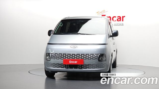 Hyundai Staria Tourer 11-Seater Smart 2023 — фото 3