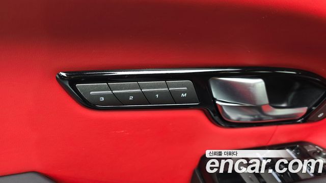 Land Rover Range Rover Evoque 2.0 TD4 HSE Dynamic 2019 — фото 29