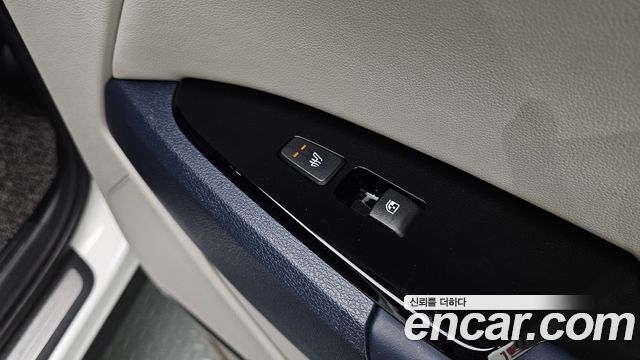 Kia Sportage Hybrid (V) Signature 2WD 2023 — фото 19
