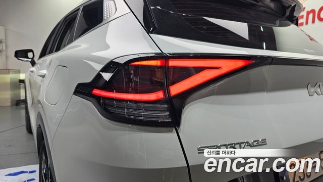 Kia Sportage Hybrid (V) Signature 2WD 2023 — фото 23