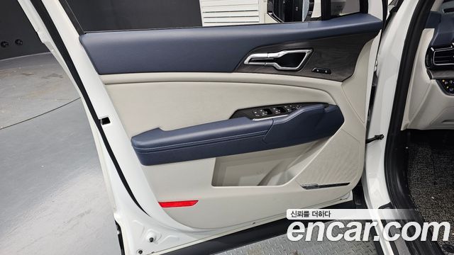 Kia Sportage Hybrid (V) Signature 2WD 2023 — фото 24