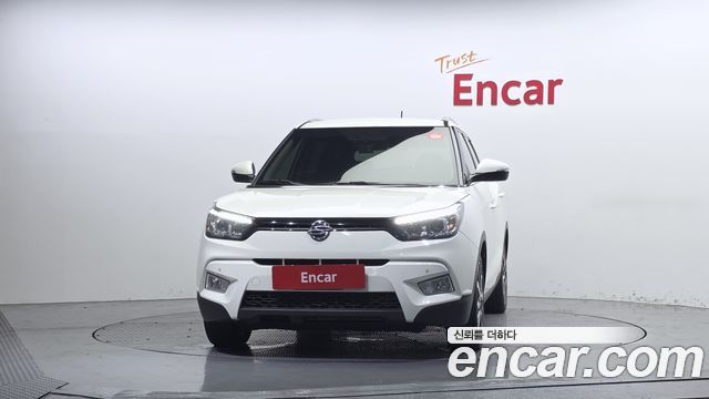 KG Mobility (SsangYong) Tivoli LX 2WD HI-DLX 2015 — фото 3